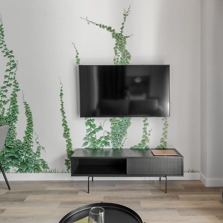 Urban Jungle Apartments By Reside Baltic วิลนีอุส ภายนอก รูปภาพ