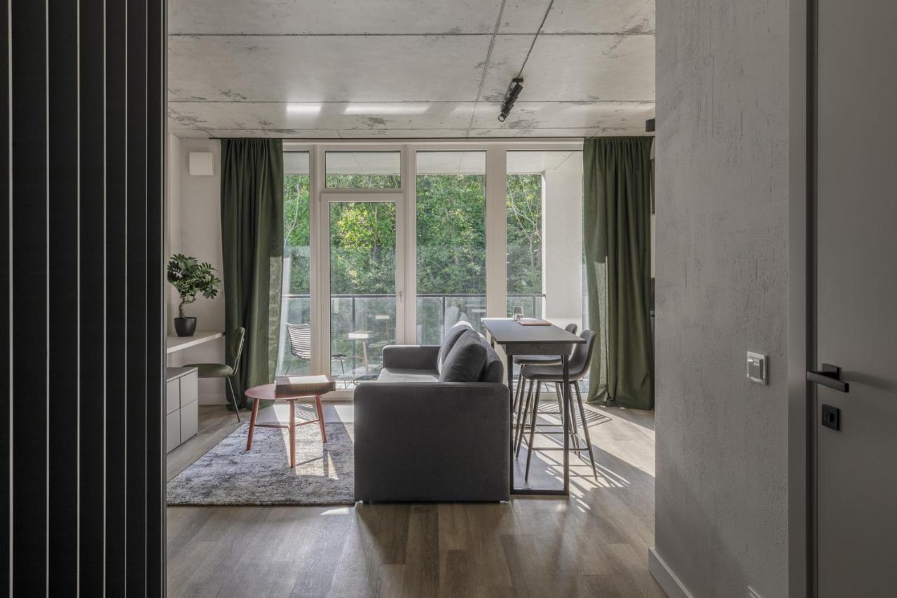 Urban Jungle Apartments By Reside Baltic วิลนีอุส ภายนอก รูปภาพ