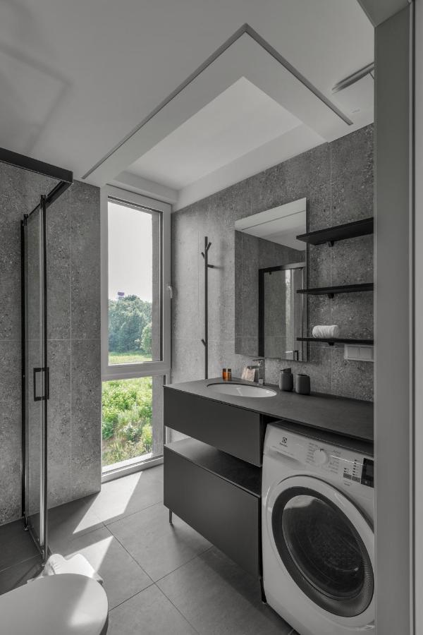 Urban Jungle Apartments By Reside Baltic วิลนีอุส ภายนอก รูปภาพ