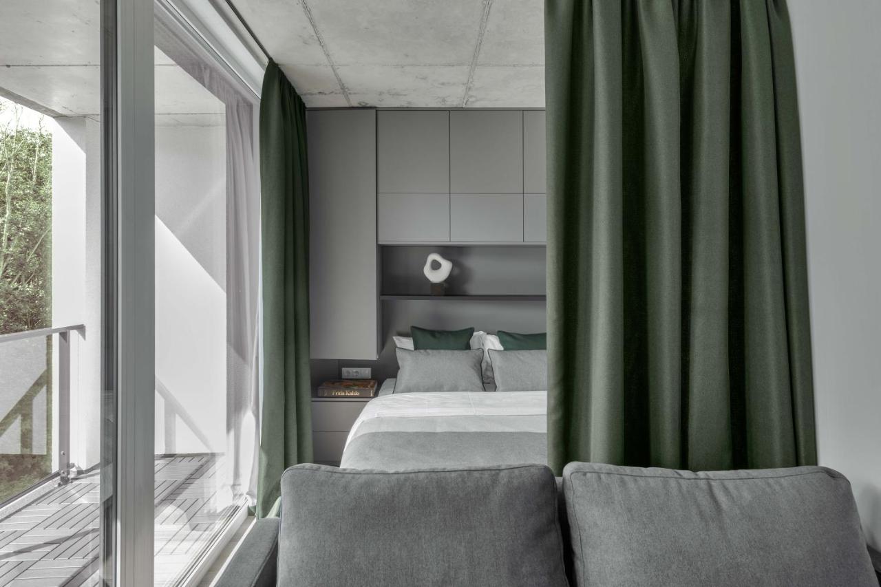 Urban Jungle Apartments By Reside Baltic วิลนีอุส ภายนอก รูปภาพ