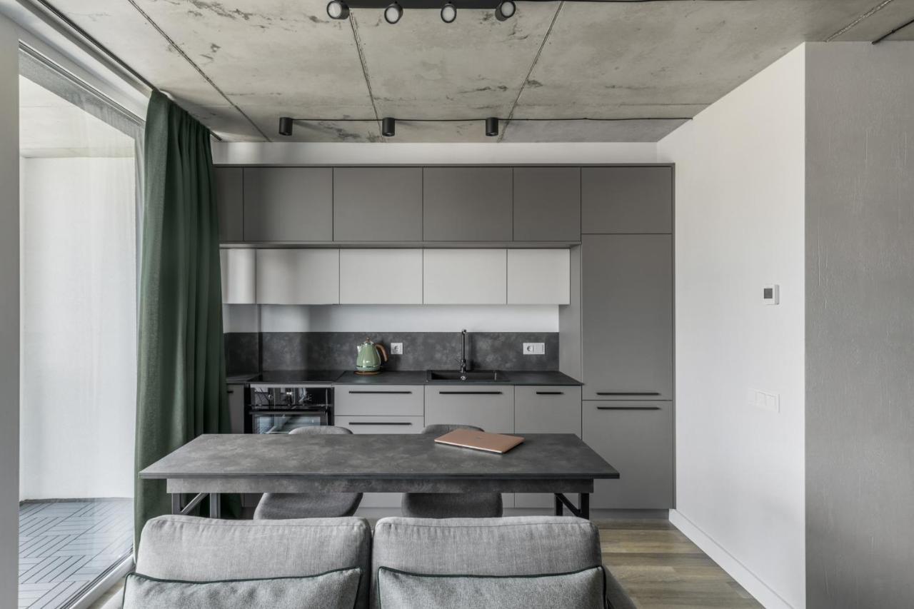 Urban Jungle Apartments By Reside Baltic วิลนีอุส ภายนอก รูปภาพ