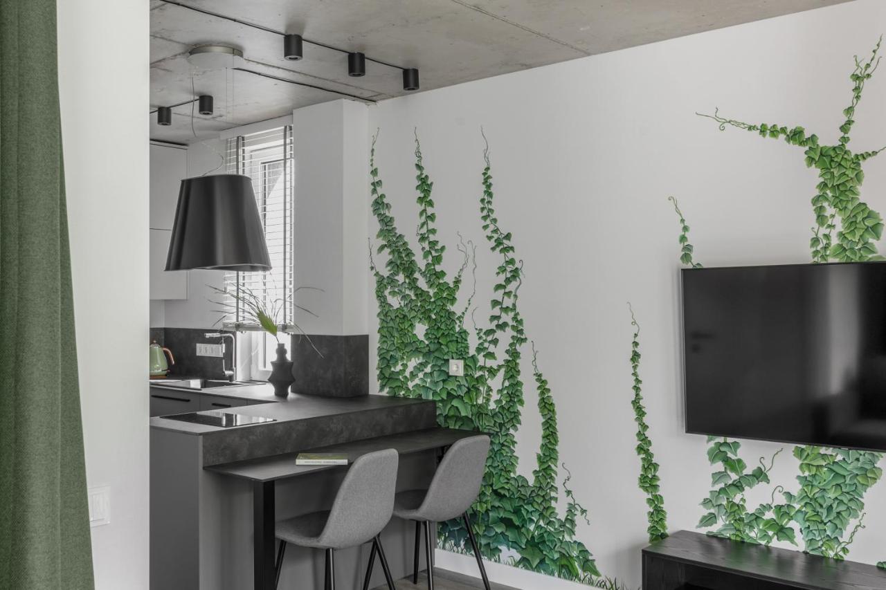 Urban Jungle Apartments By Reside Baltic วิลนีอุส ภายนอก รูปภาพ