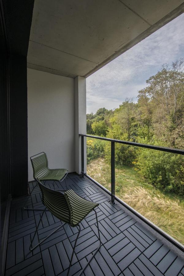 Urban Jungle Apartments By Reside Baltic วิลนีอุส ภายนอก รูปภาพ