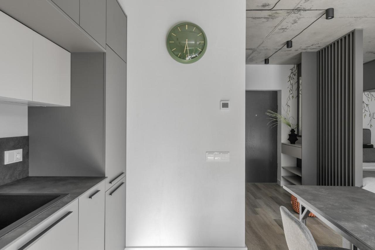 Urban Jungle Apartments By Reside Baltic วิลนีอุส ภายนอก รูปภาพ